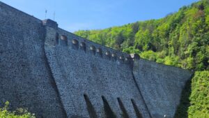 Read more about the article Pętla w wokół JEZIORA BYSTRZYCKIEGO ║Dystans: 32 km║Czas: 1,5-3 godz.║Poziom: 2/5║